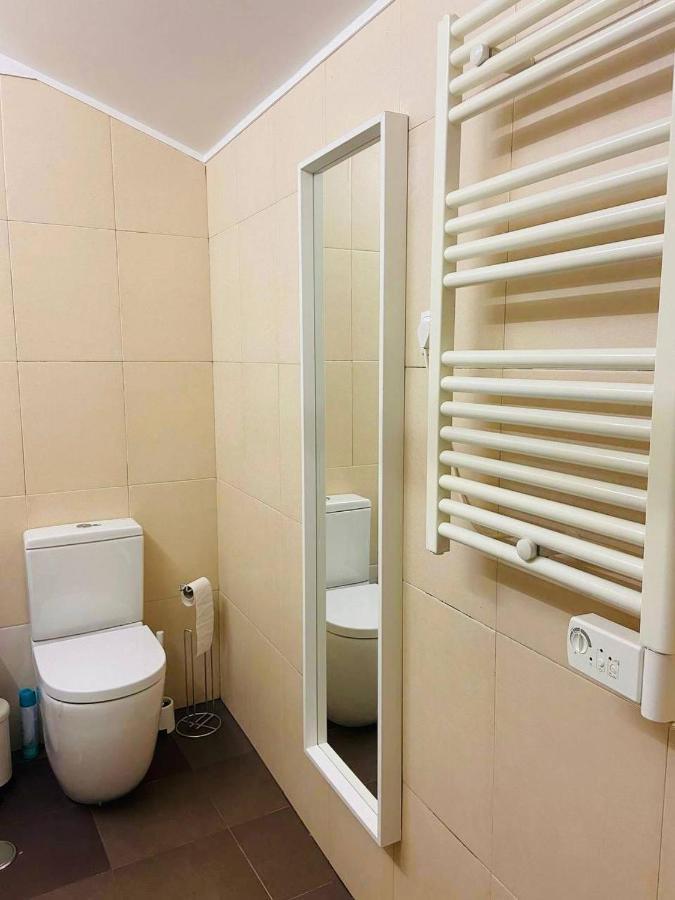 Private Room Trafaria Екстериор снимка